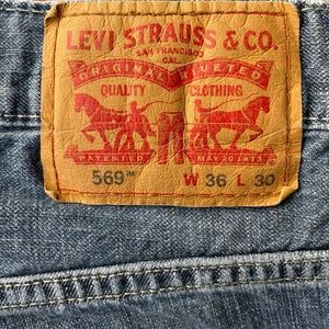 569 LOOSE STRAIGHT FIT MEN'S JEANS.  36W 30L